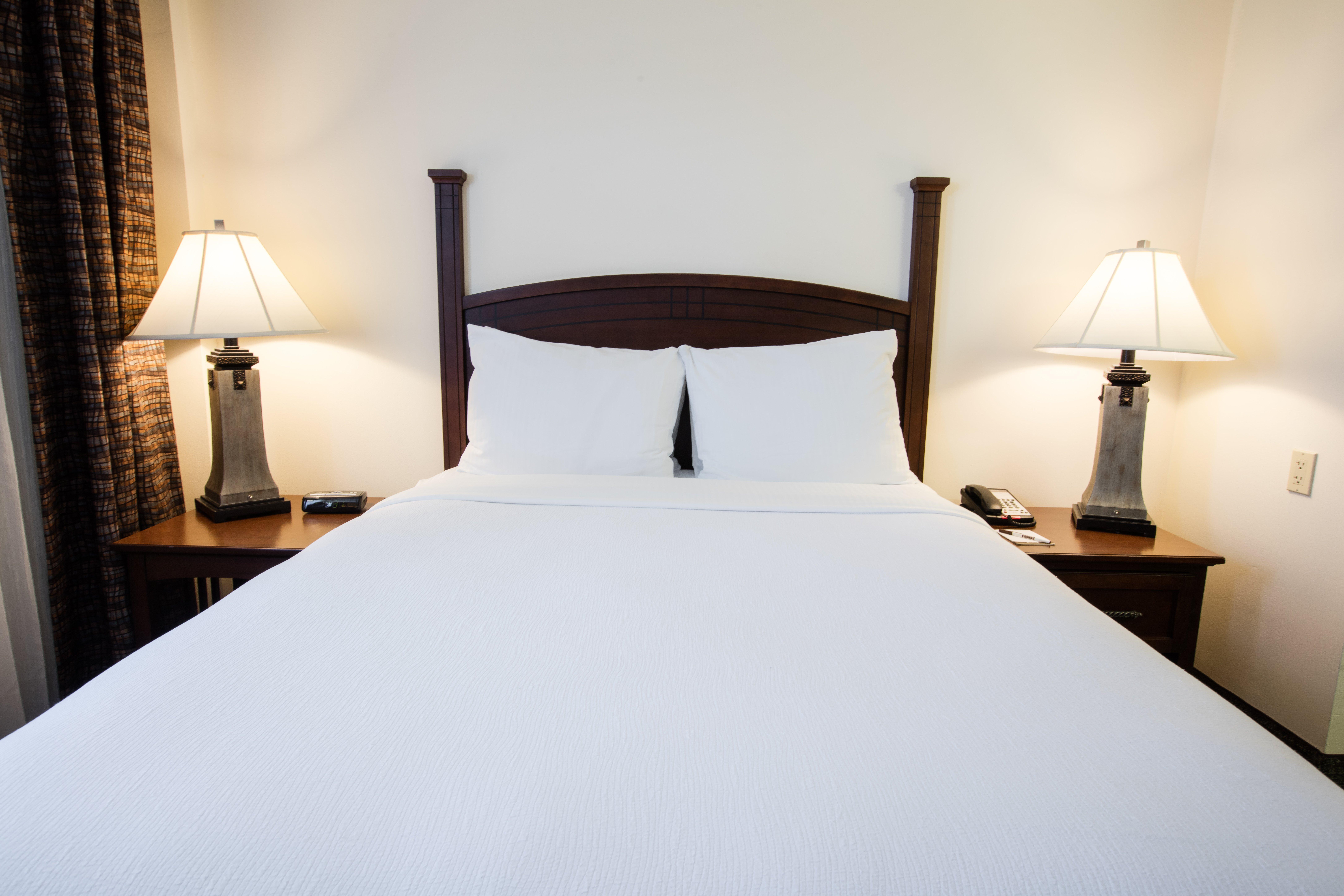 Staybridge Suites Austin Airport By Ihg Экстерьер фото
