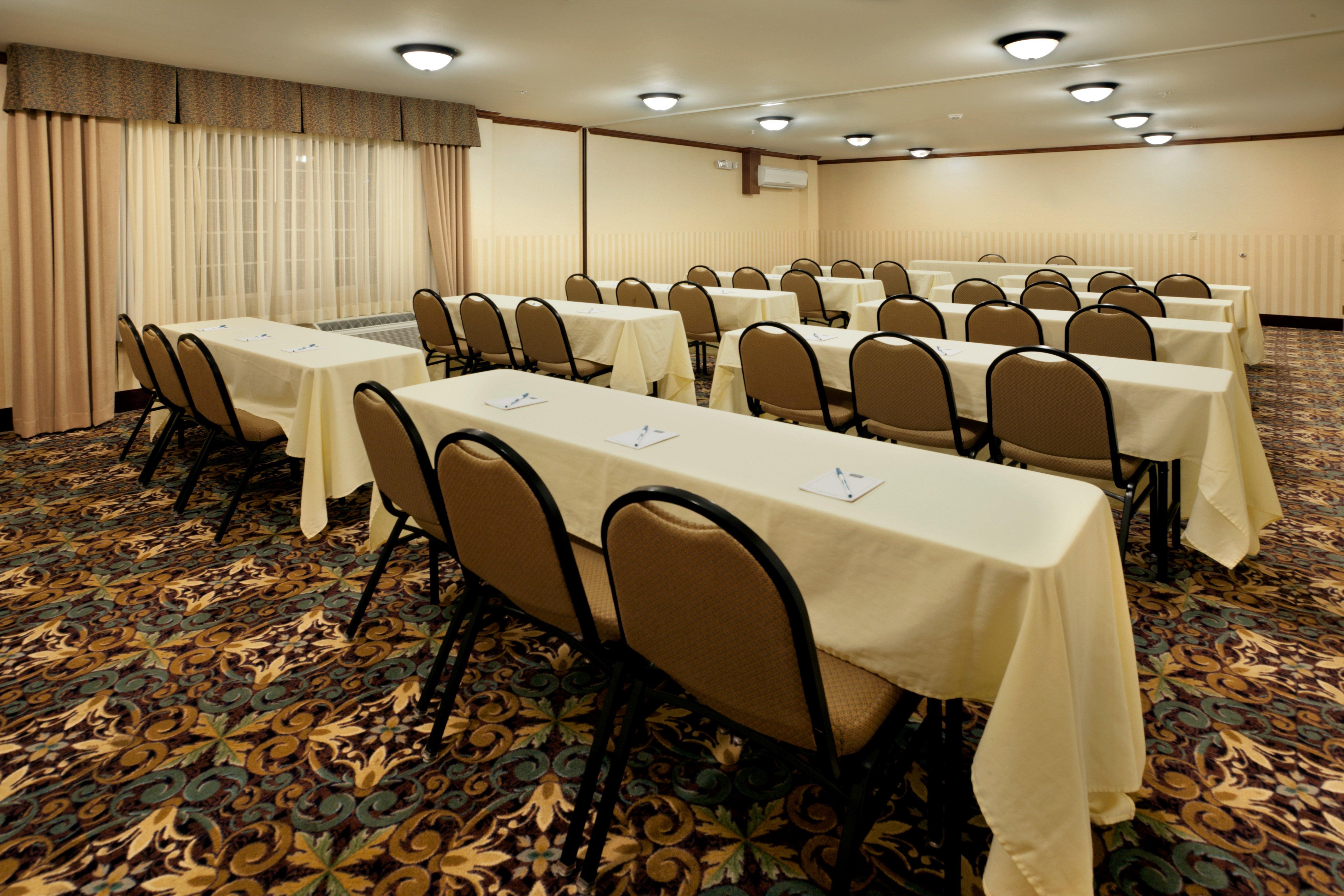 Staybridge Suites Austin Airport By Ihg Экстерьер фото