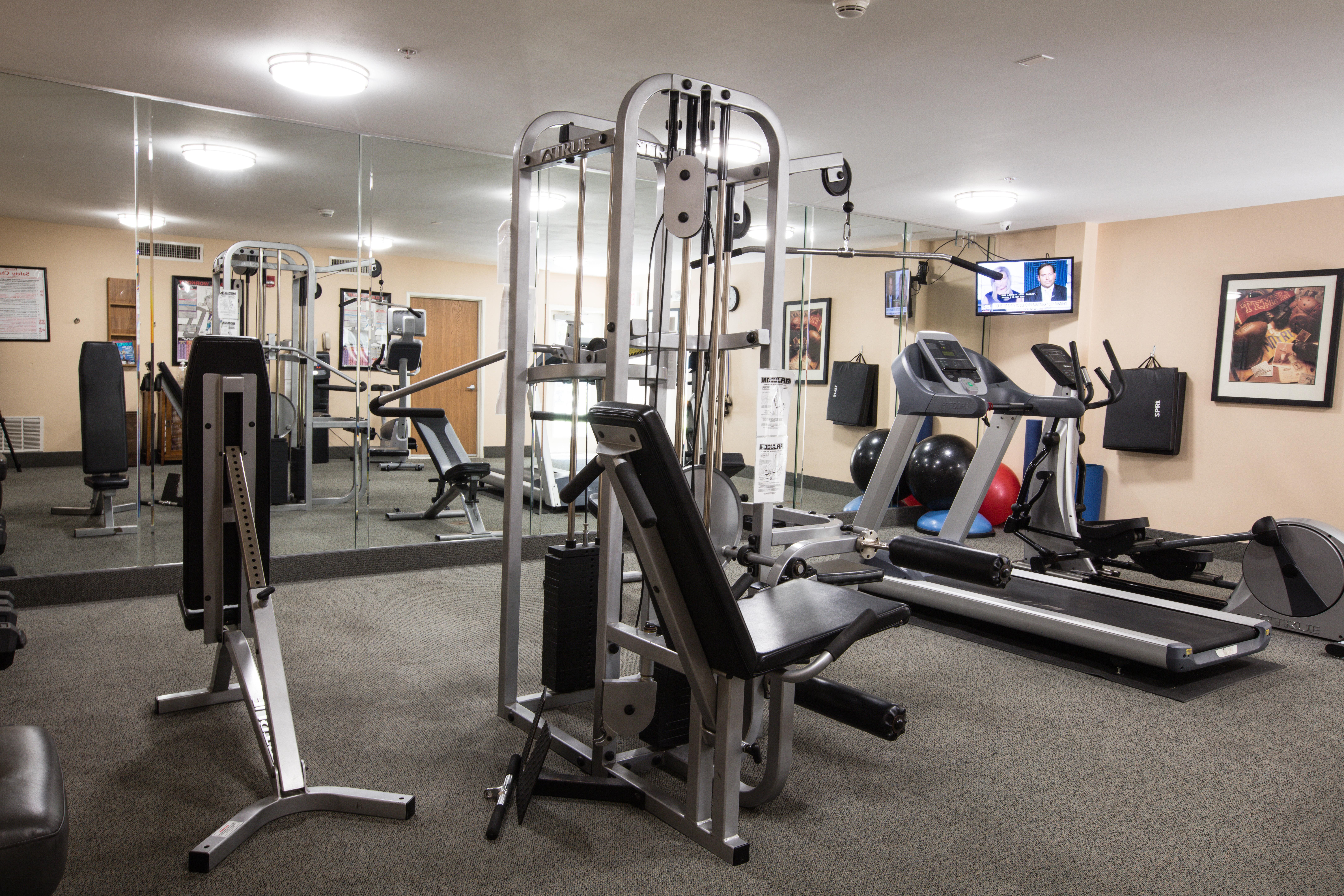Staybridge Suites Austin Airport By Ihg Экстерьер фото