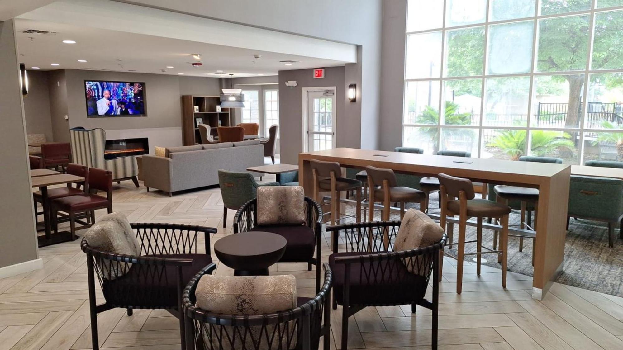 Staybridge Suites Austin Airport By Ihg Экстерьер фото